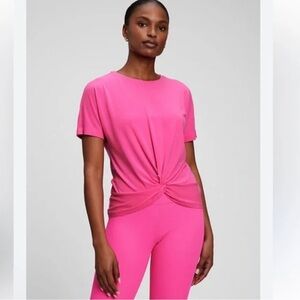 Gap Fit Bright Pink Short Sleeve Active Wear Top - Size XLarge
